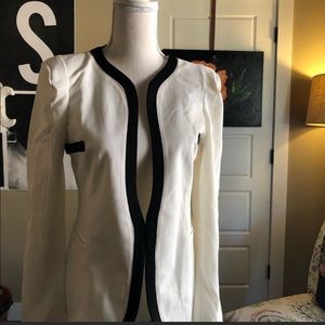 NWT silhouette blazer